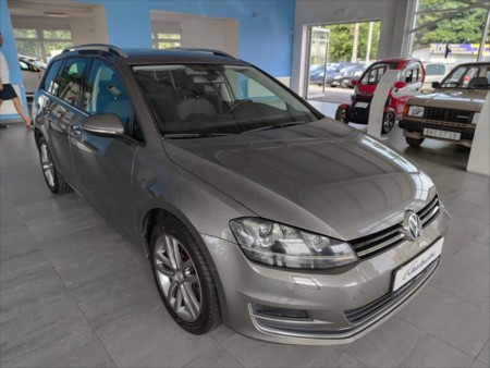 Volkswagen Golf 1,4   TSI,HIGHLINE,SERVISKA,WEBESTO