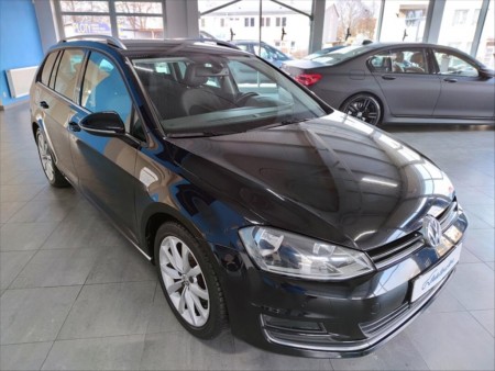 Volkswagen Golf 1,2 TSI, ŘEMEN, HIGHLINE, SERVISKA