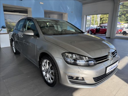 Volkswagen Golf 1,4   TSI 92kW,HIGHLINE,SERVISKA