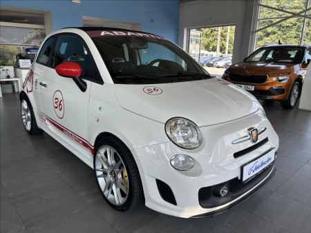 Abarth 500C 1,4   595 TURBO,CABRIO,AKRAPOVIČ